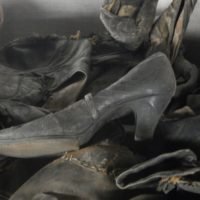 auschwitz zwiedzanie - buty więżniów